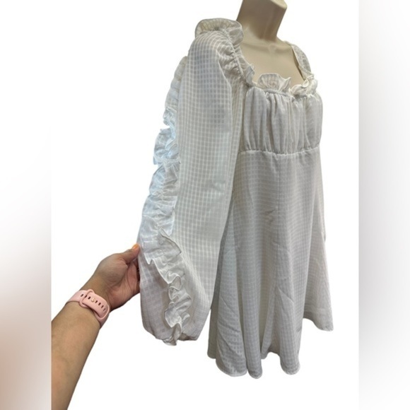 C/MEO Collective Perfect Part White Ruffled Long Sleeve Mini Dress - Picture 9 of 12
